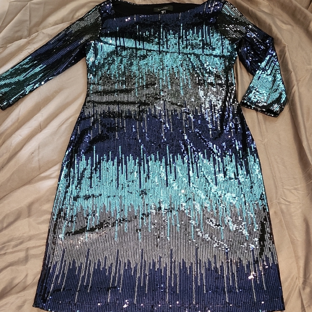 Karen Kane Blue Sheath Dress 3/4 Sleeve Bateau Neckline